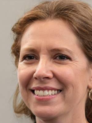 Сиделка в Санкт-Петербурге Яковенко Лидия Степановна